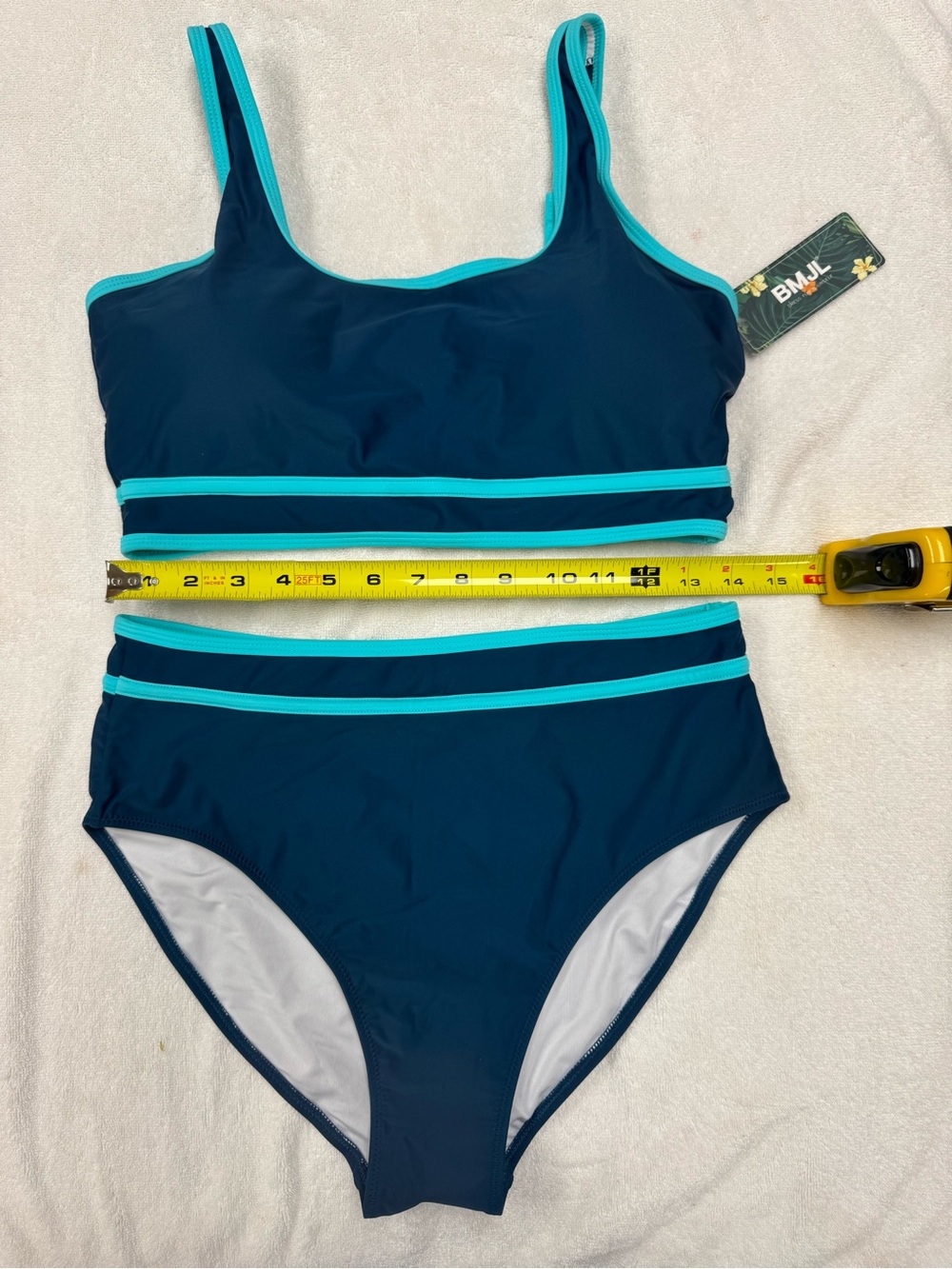 Women's Blooming Jelly High waisted Tummy Control 2-piece bathing suit.